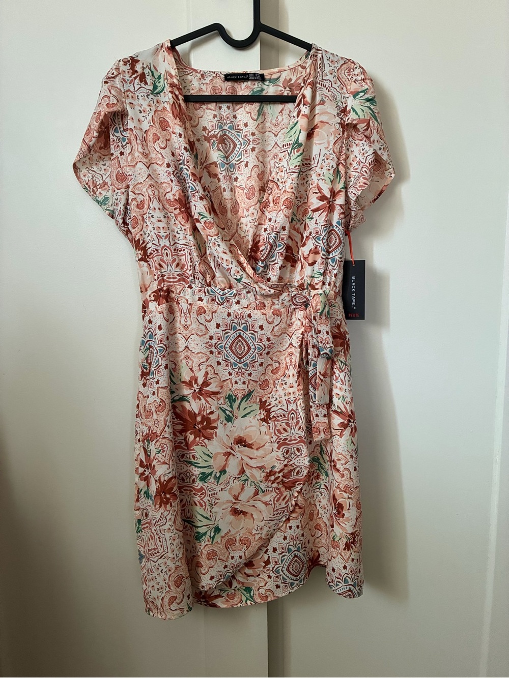 Black Tape_ Floral Wrap Dress in Blush Peach -Size Petite Medium